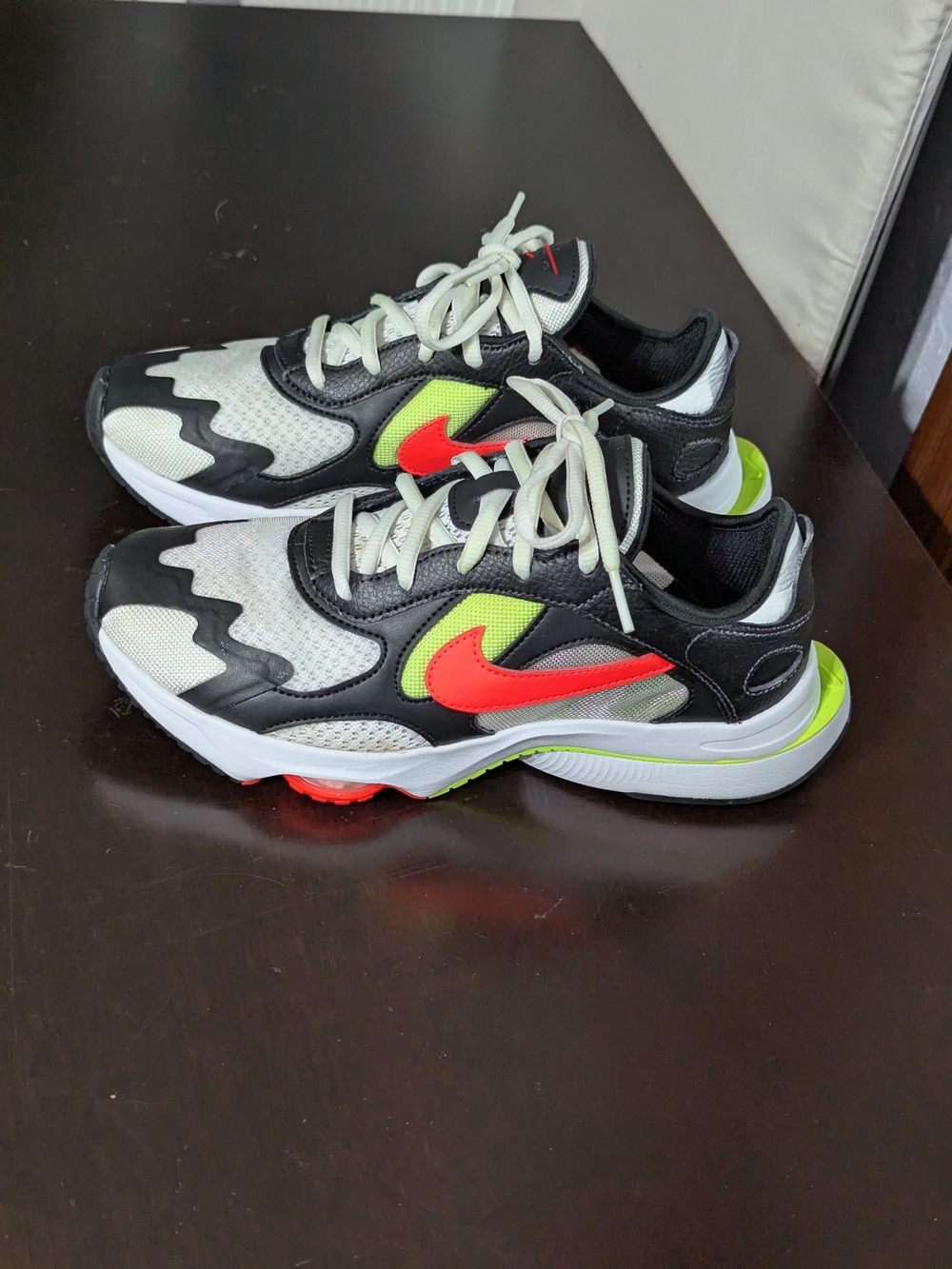 Nike Black/White/Neon Green/Red Athletic Sneakers